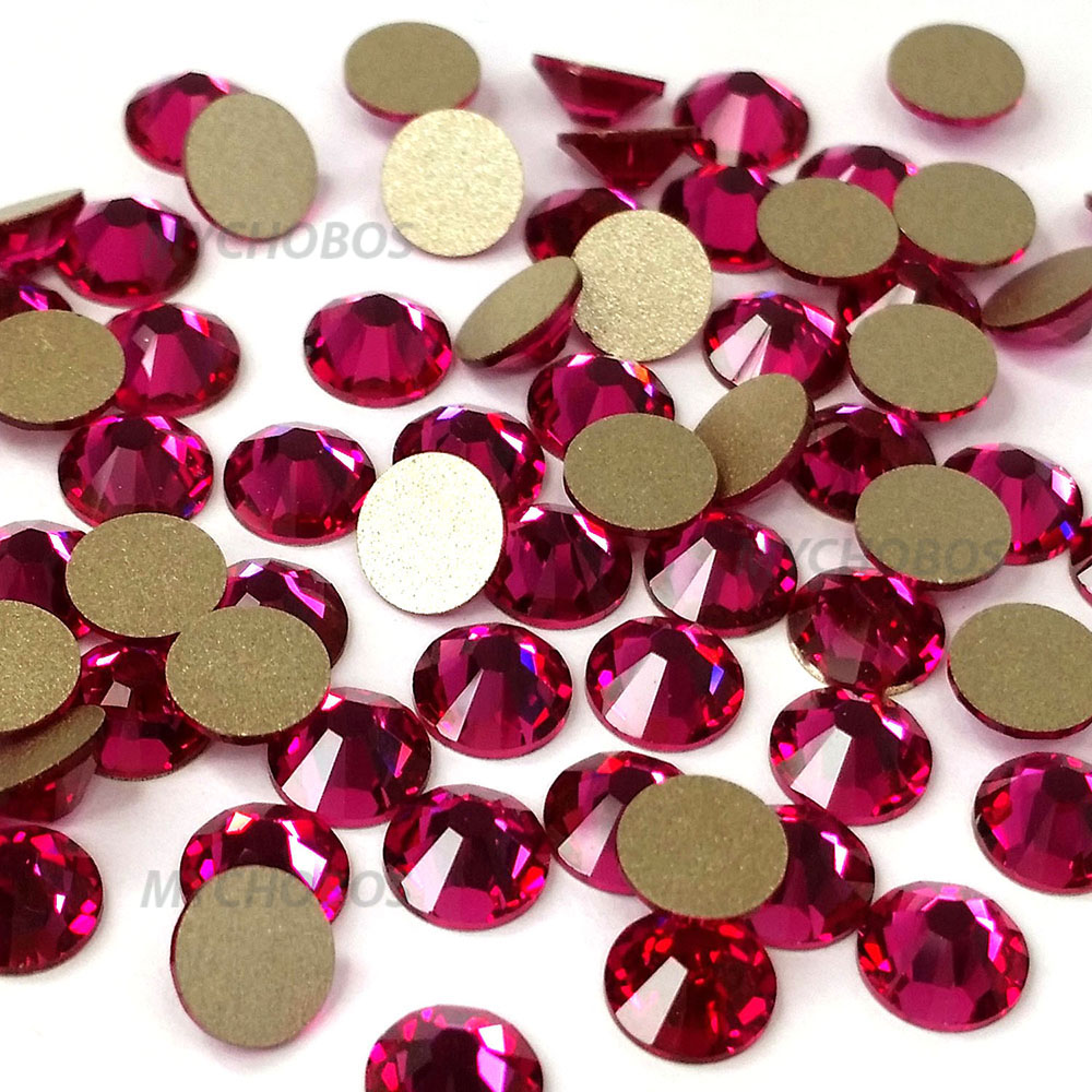 SWAROVSKI XIRIUS ROSE2088 カラー：Crystal 71ZTNdDeuvL._UF350,350_QL50_.jpg